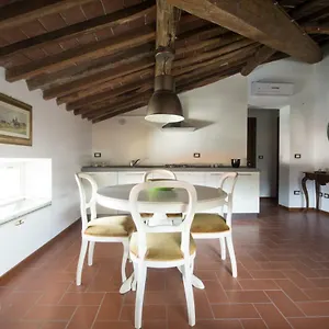 Charme Con Parcheggio Apartment Lucca